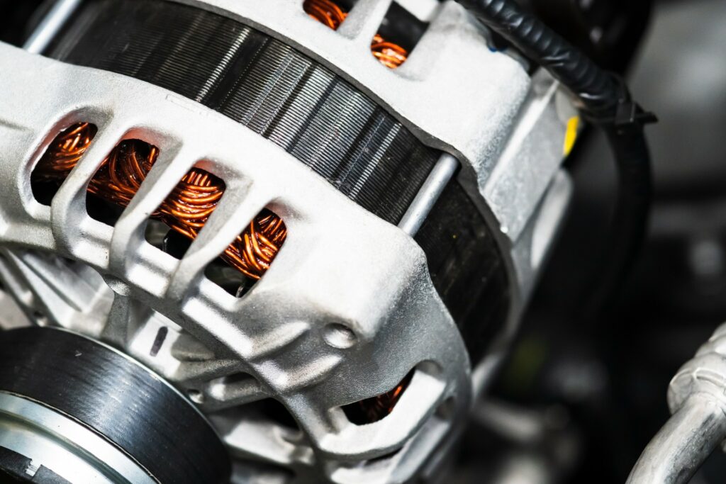 Full image on how alternator looks like inside the car's engine.