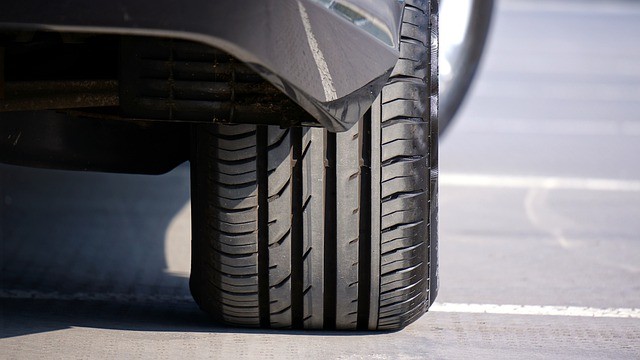 Worn tires causing the vehicle to jerk (speedalternators.com)